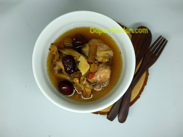 herbal_soup_yokchai