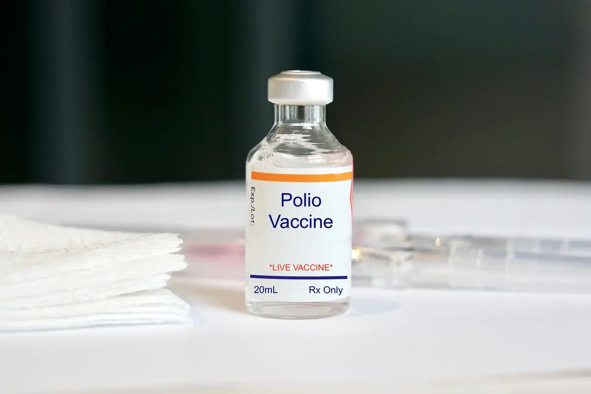 vaksin polio